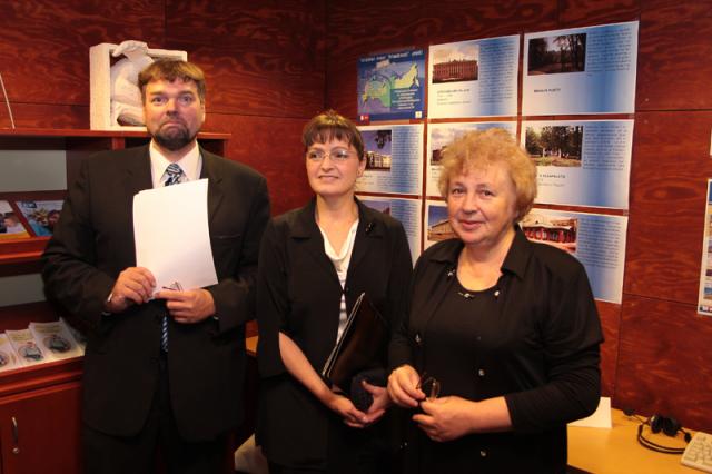 На открытии виртуального филиала Русского музея в Народном финскоязычном институте 