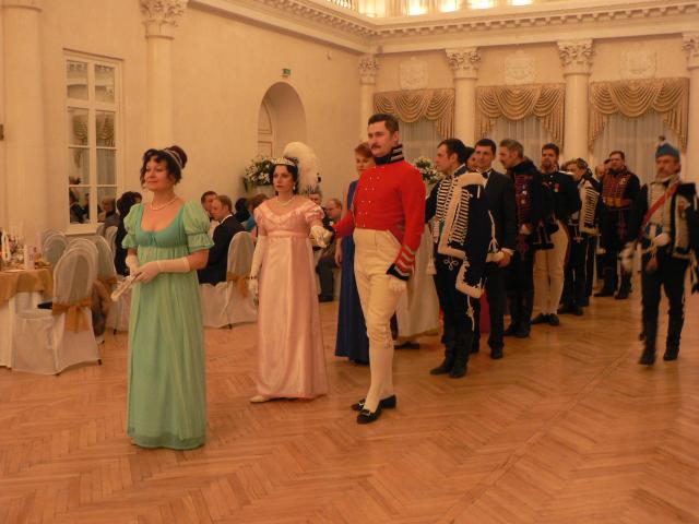Офицерский бал в Белом зале. Костромской музей-заповедник