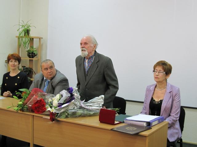 Учить детей любованию. Празднование 85-летнего юбилея первого директора Запорожского художественного музея Учить детей любованию. Празднование 85-летнего юбилея первого директора Запорожского художественного музея
