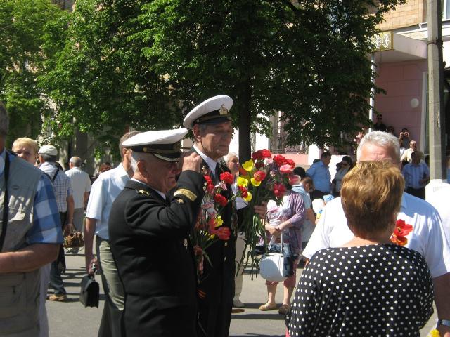 В ожидании парада. 9 мая 2013 года, г.Белгород 