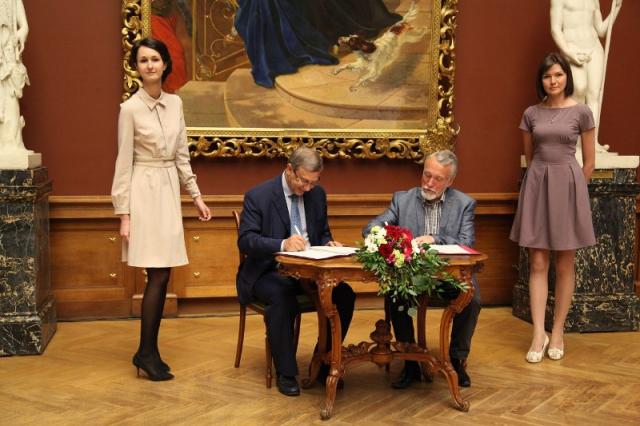 Подписание Соглашения о сотрудничестве между Русским музеем и АФК «Система»