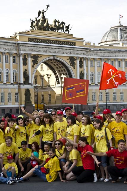 Каникулярная образовательная программа «Дети едут в Петербург»