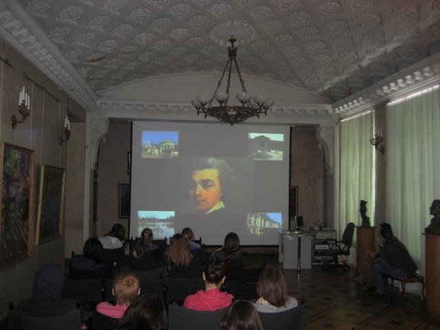 Гербовый зал.
