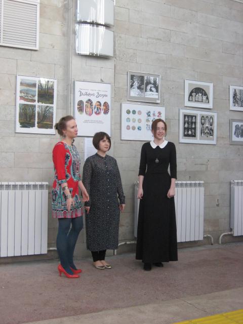"Дыхание земли" - выставка трех петербургских художниц  (IMG_4856.JPG)