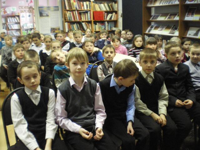 Учащиеся Каменногорской средней школы